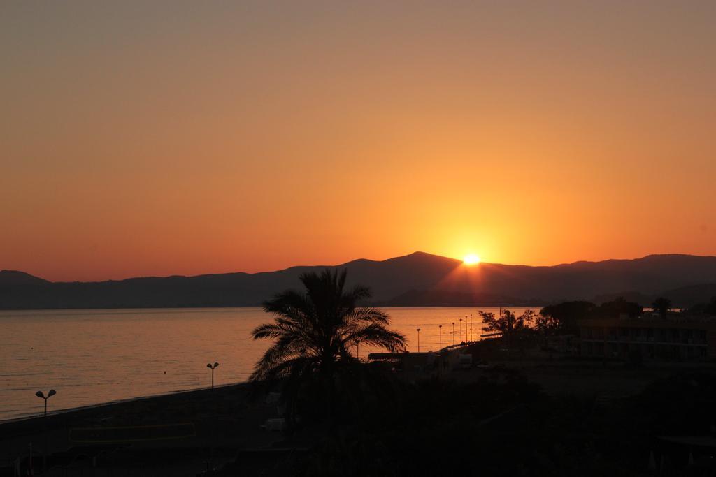 Gumuldur Mavi Deniz Hotel Kültér fotó